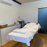 D'hotes & Institut Bien-etre - Petit Paradyzen * Lacoste (Herault)