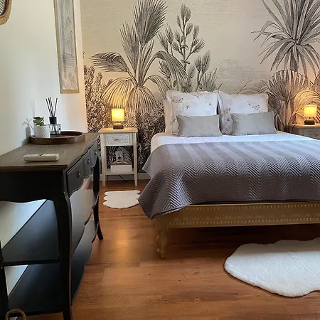 Bed & Breakfast D'hotes & Institut Bien-etre - Petit Paradyzen Lacoste (Herault)