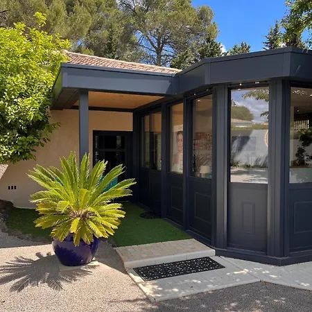 Petit Paradyzen - D'hotes & Institut Bien-etre Lacoste (Herault)