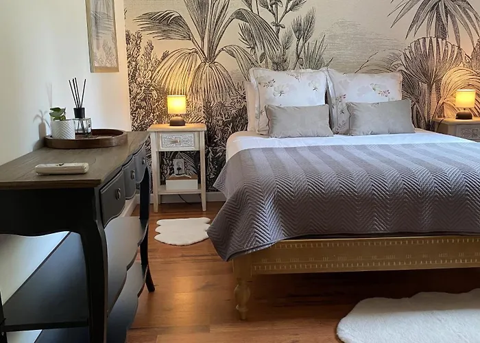 Bed & Breakfast D'hotes - Petit Paradyzen - Du Salagou Lacoste (Herault)