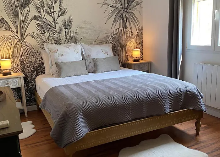 D'hotes - Petit Paradyzen - Du Salagou Bed and Breakfast